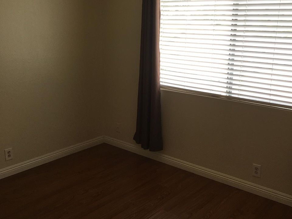1st image of 141 Bonita St Unit 5