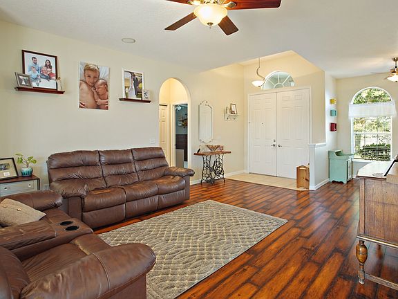 5th image of 36819 Queen Bee Ln