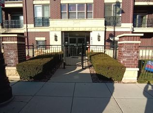 6436 Roosevelt Rd APT 403, Oak Park, IL 60304