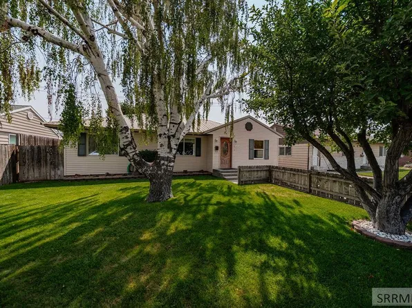 1072 Hillview Ave, Idaho Falls, ID 83402