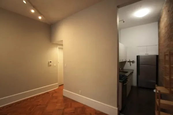Rented by Brown Harris Stevens | media 18