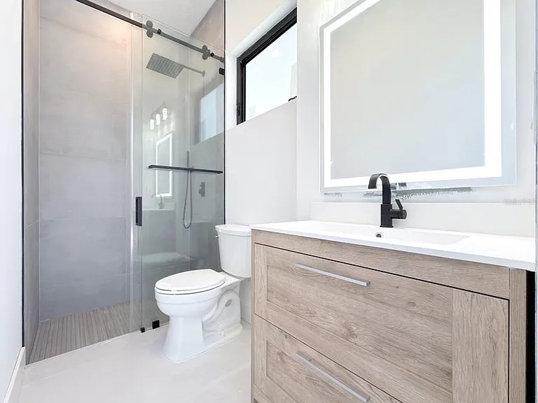 14671 Lillian Cir — Photo 20
