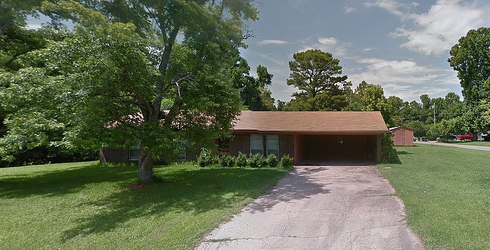 1st image of 317 Linda St