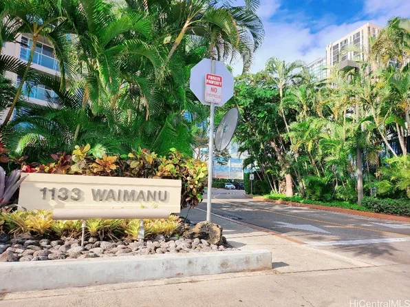 1133 Waimanu St APT 1504, Honolulu, HI 96814
