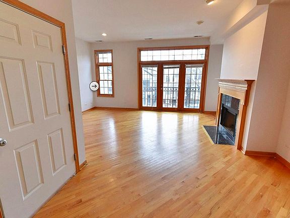 4th image of 2551 N Southport Ave #2L