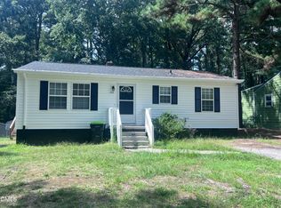 125 Booth Ave, Henderson, NC 27536