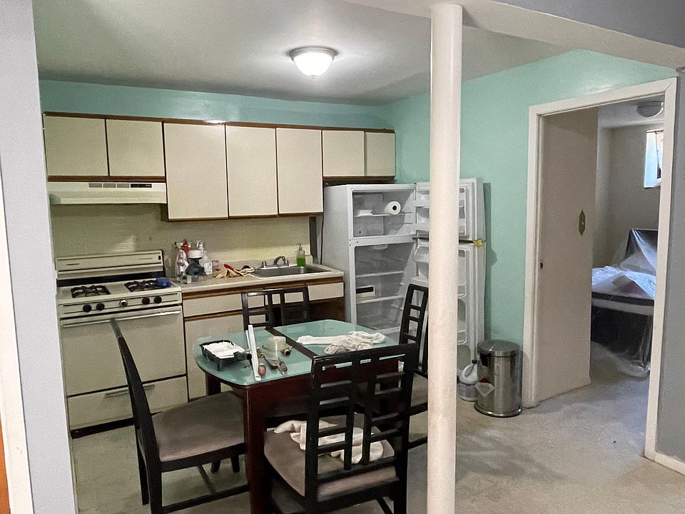 1st image of 7615 166th St Floor 1