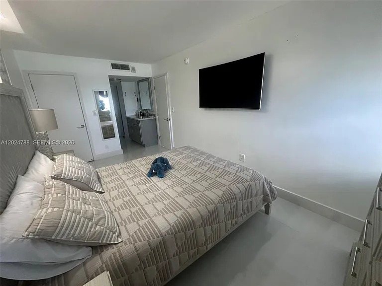2030 S Ocean Dr #916 — Photo 15