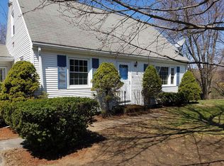 31 Needham St, North Chelmsford, MA 01863