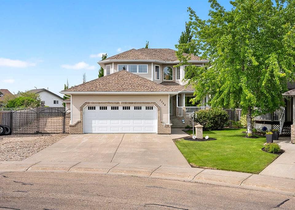 1st image of 2204 N 59a Avenue Close