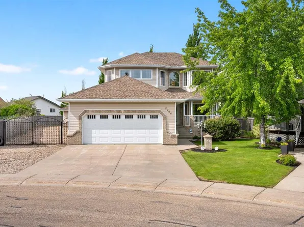 2204 N 59a Avenue Close, Lloydminster, AB T9V 3J3
