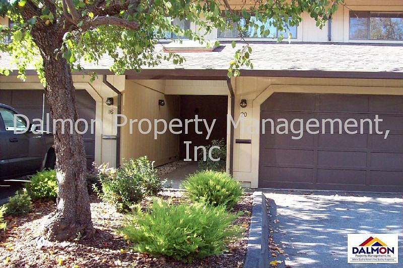 1st image of 16 Deerfield Ln