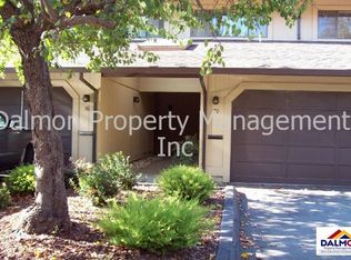 16 Deerfield Ln, Novato, CA 94947