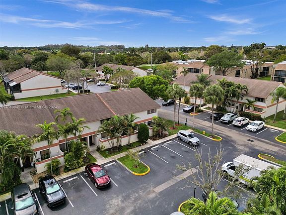 2nd image of 4408 SW 70th Ter #4408