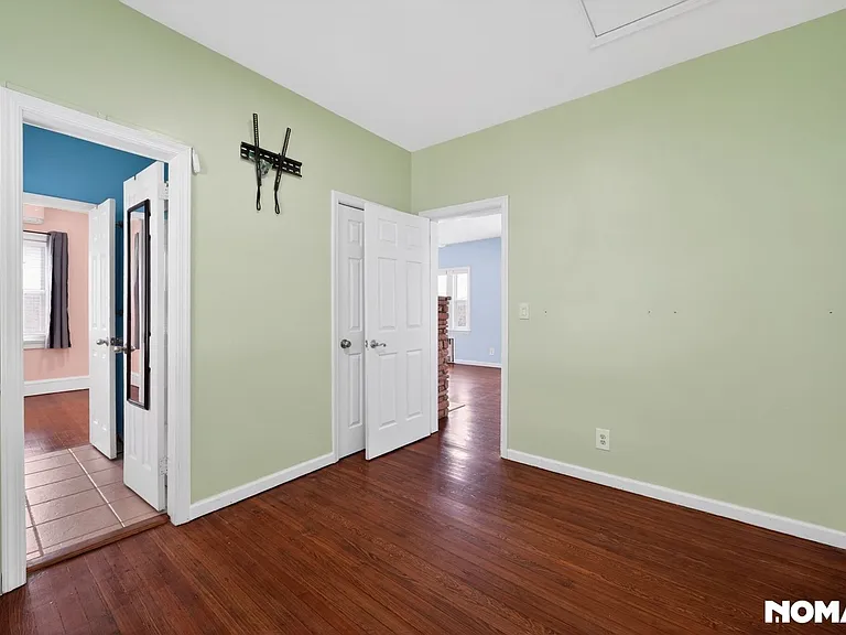 189 Lafayette Ave — Photo 20