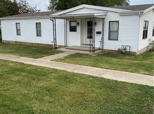 306 S Park St, Newton, IL 62448