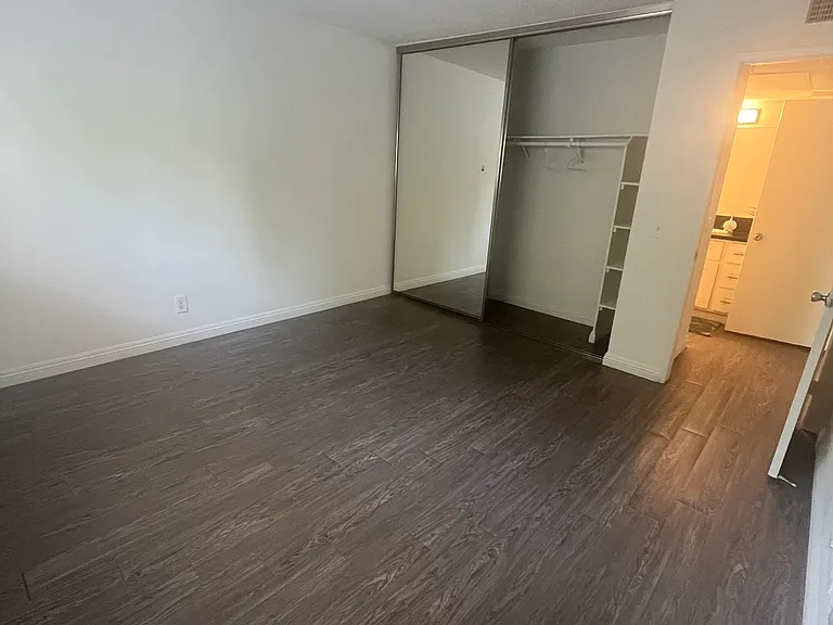 Ridgegate Apartments — Photo 15