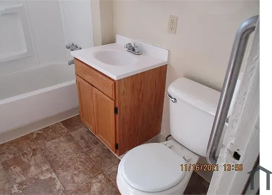 Studio, 429 sqft, $1,457 — Photo 2