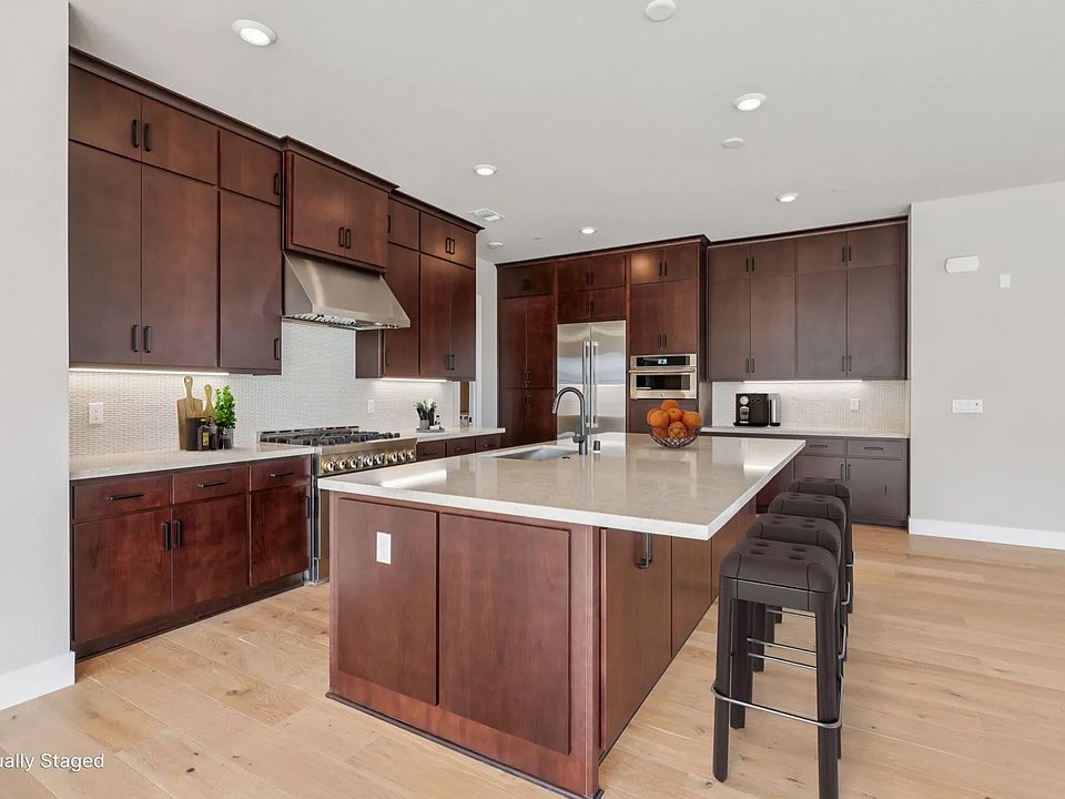 1st image of 2728 Sand Dune Ave