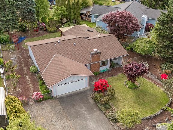 2nd image of 14605 Meadows Court E