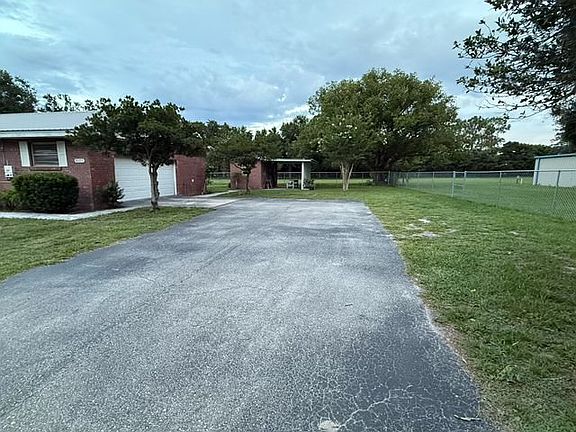 2nd image of 9171 Hall Rd