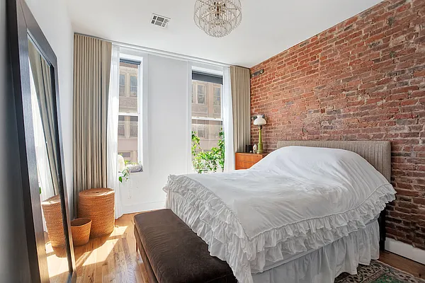 Rented by Corcoran | media 6