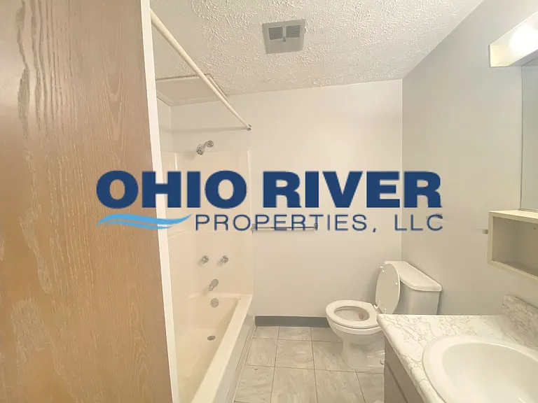 700 Northwood Ct #204 — Photo 11