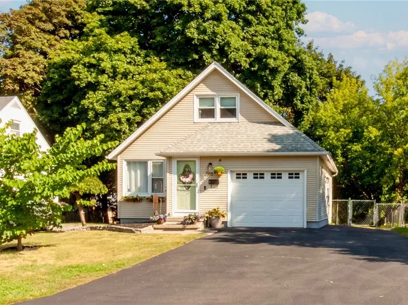 268 Lake Breeze Park, Rochester, NY 14622