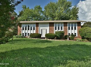 7704 Whitcomb Rd, Powell, TN 37849