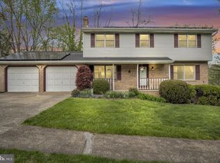 336 Indian Creek Dr, Mechanicsburg, PA 17050