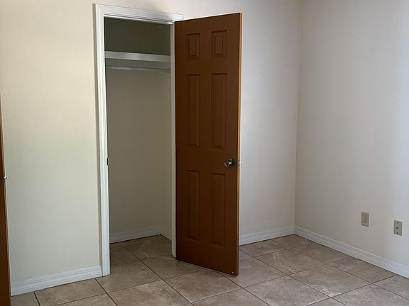 2nd image of 3017 Bemis Ave