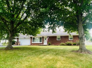1065 Beechtree Dr, Columbus, IN 47203