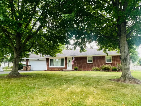 1065 Beechtree Dr, Columbus, IN 47203