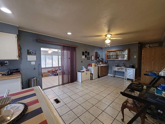 3rd image of 3592 S Jasper Ave