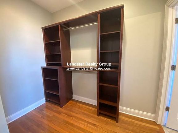 2nd image of 1023 Argyle Pl #207
