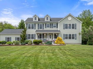 52 Eagle Dr, Dudley, MA 01571