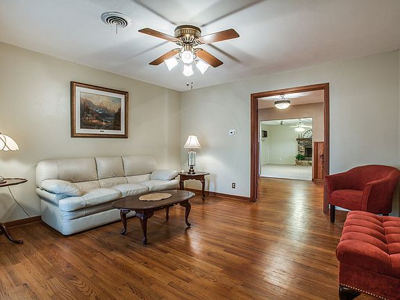 5th image of 1111 Noble Ave
