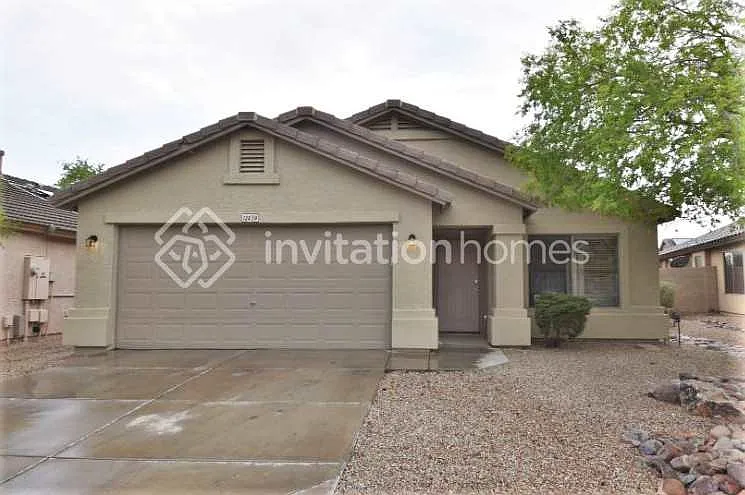 12439 W Rancho Dr — Photo 1