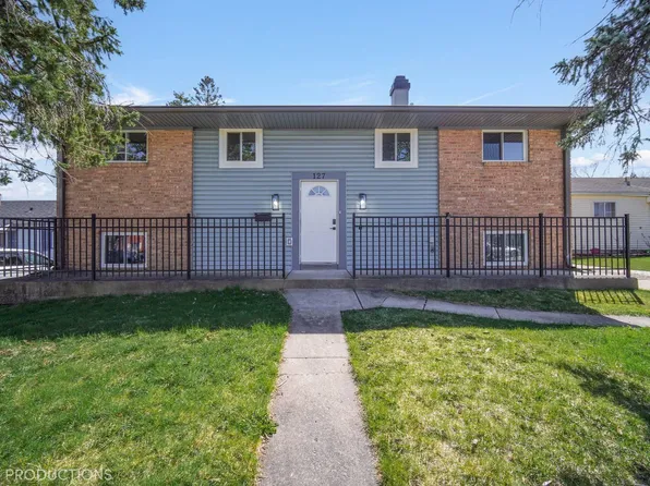 127 Windsor Ln, Glendale Hts, IL 60139