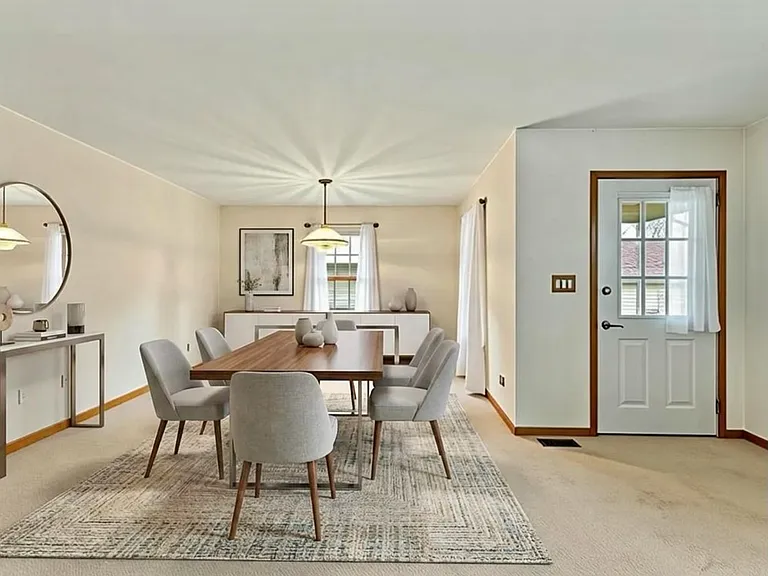 1248 S Lawler Ave — Photo 9