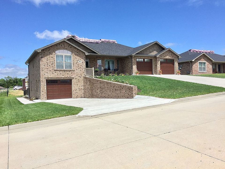 1st image of 826 Jace Dale Ct