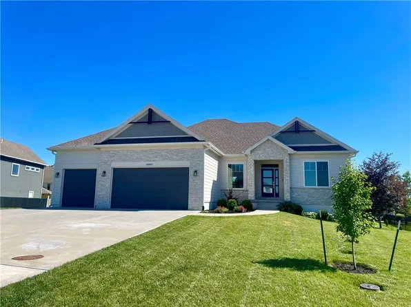 24807 W 76th St, Shawnee, KS 66227