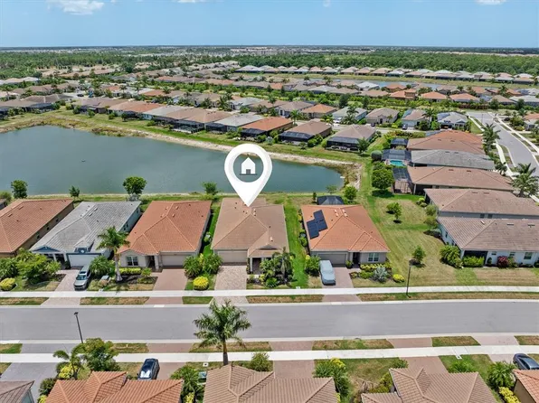 20389 Minuet Pl, Venice, FL 34293