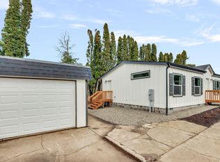 19572 Lakewood Ct NE, Aurora, OR 97002