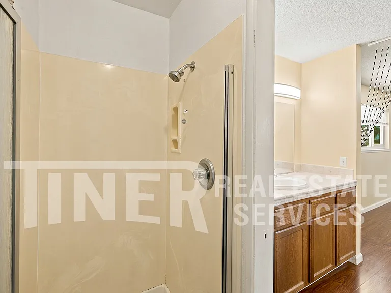 6060 Via Casitas — Photo 14