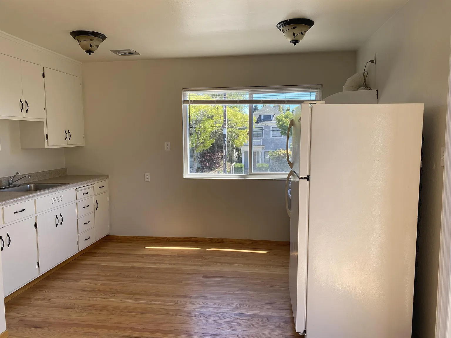 1933 Stuart St Berkeley CA 94703 - E — Photo 4
