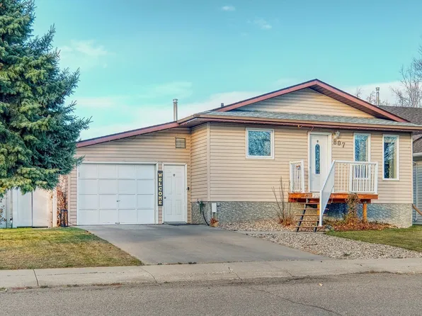 807 Pleasant Valley Road, Rosetown, SK S0L 2V0