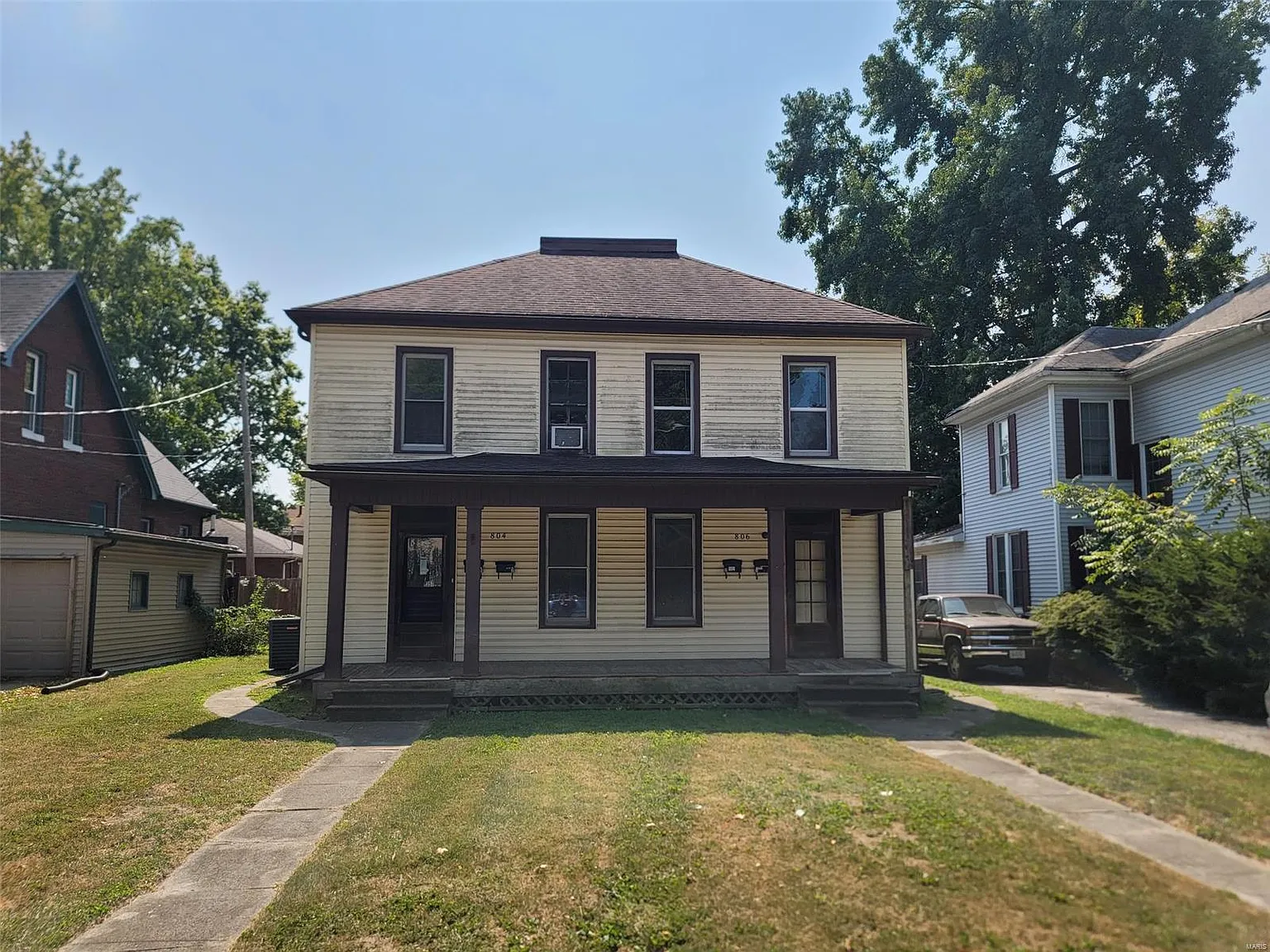 804 W Clay St photo 1