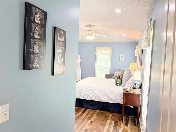 2nd image of 113 Tallokas Cir