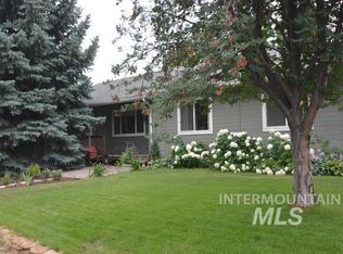 920 Snowflake Dr, Hailey, ID 83333